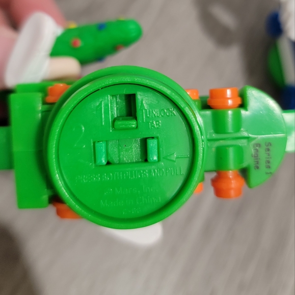 ✅️ M&M Christmas Train Series - Picture 4 of 7